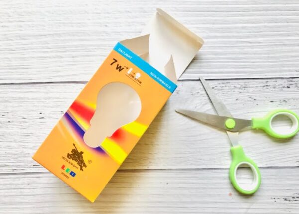 Smiling Pen Holder - Image 3