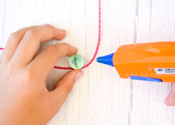 Newton's Cradle Toy - Image 4