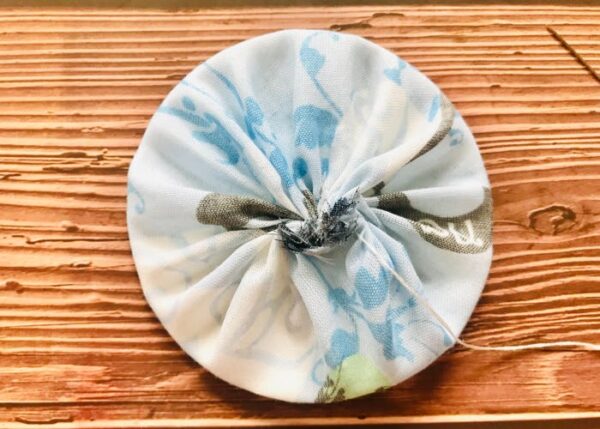 Pretty Fabric Hair Clips - Image 5