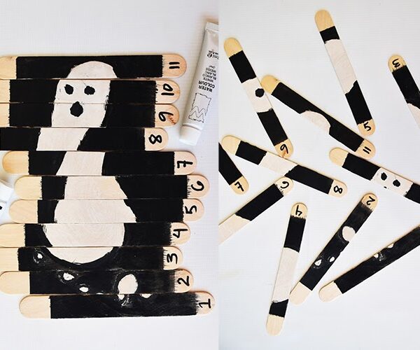 Halloween Footprint Puzzle
