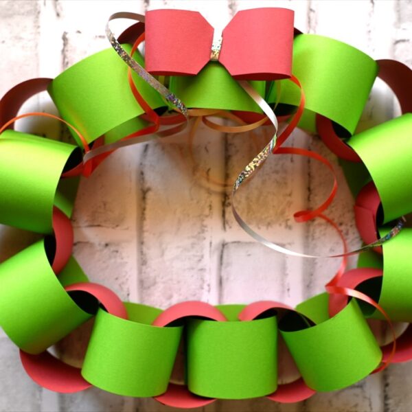 Paper Chain Christmas Wreath