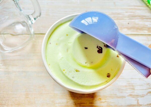 Float on, Leprechaun! - Image 3