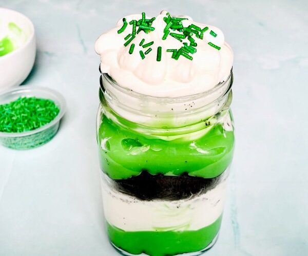St. Patrick's Cake in a Cup