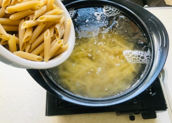 White Sauce Chicken Pasta - Image 4